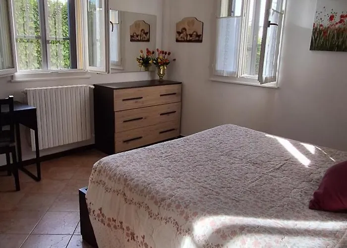 Apartamento Casa Anna - Piano T E Giardino *