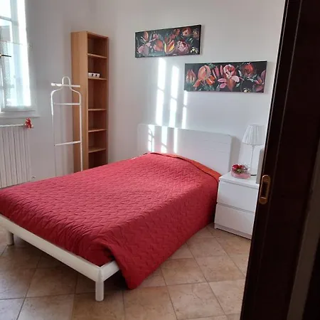 아파트 Casa Anna - Piano T E Giardino 모데나