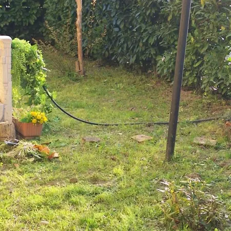 Casa Anna - Piano T E Giardino Modène