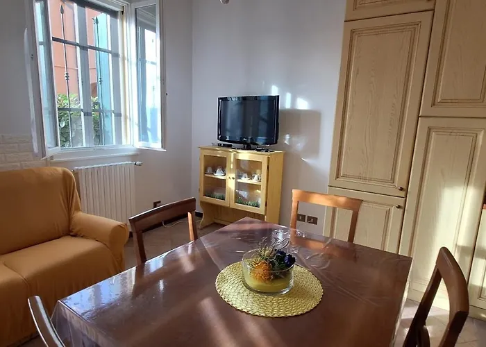 Casa Anna - Piano T E Giardino 公寓